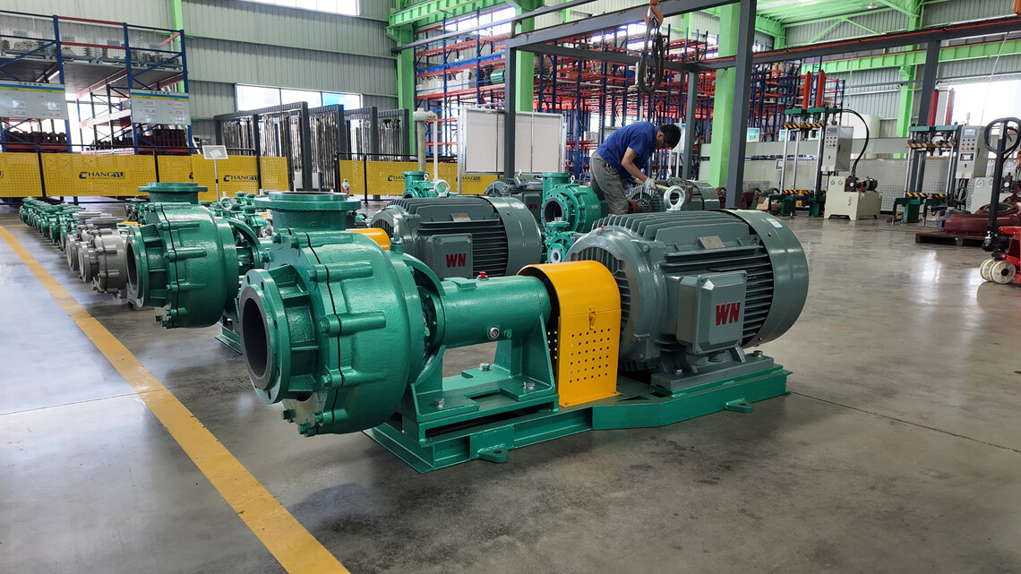 Ultra-high molecular weight polyethylene fluorine-lined centrifugal pump: the optimal engineering solution for sodium chlorate transportation